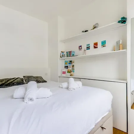 Lumineux Au Dernier Etage Apartamento París