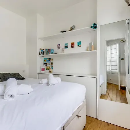 Lumineux Au Dernier Etage Apartment Paris