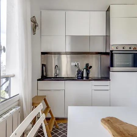 Lumineux Au Dernier Etage * Paris