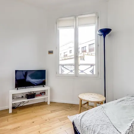 Lumineux Au Dernier Etage *